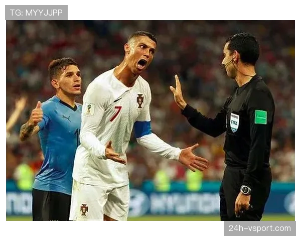 半场哨的判罚与效果：裁判一声哨即终止并决定补时