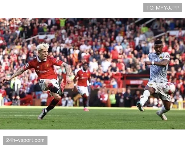 回传规则详解：门将何时不得用手及判罚