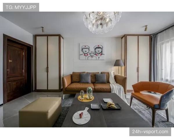 恩佐·费尔南德斯把豪宅客厅当自拍背景，我在评论区默默数房贷